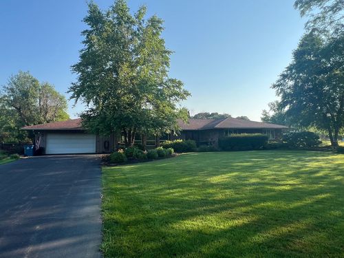 2108 E 1730 North Rd, Watseka, IL, 60970-7505 | Card Image