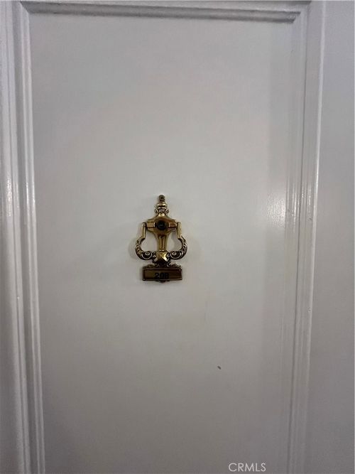 apt-208-300 Cagney Ln, Newport Beach, CA, 92663-2681 | Card Image