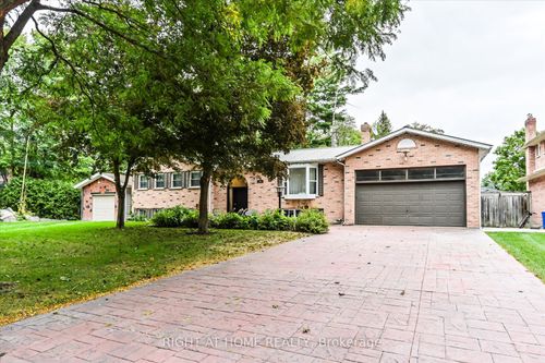 30 French Cres, Holland Landing, ON, L9N1J8 | Card Image