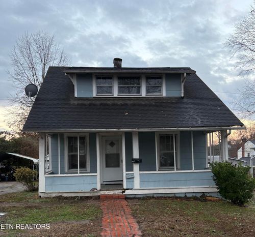 1413 Perkins St, Alcoa, TN, 37701-2356 | Card Image