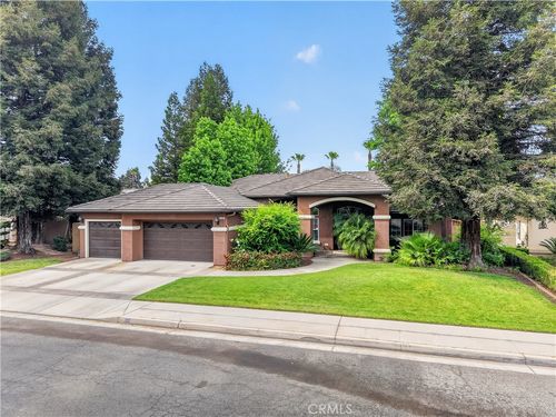 3505 Doubletree, Madera, CA, 93637 | Card Image