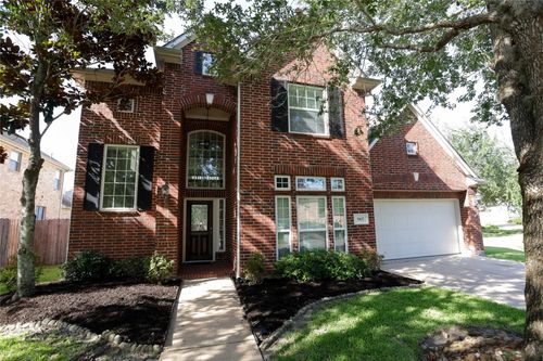 5107 Field Briar Ln, Sugar Land, TX, 77479-3373 | Card Image