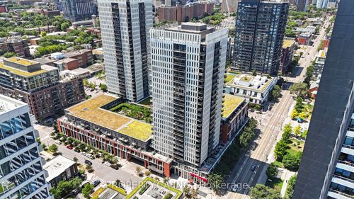 2212-170 Sumach St, Toronto, ON, M5A0C3 | Card Image