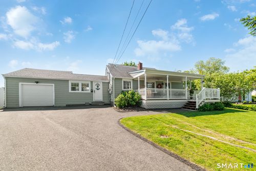 18 Catherine Ct, Milford, CT, 06460-7524 | Card Image