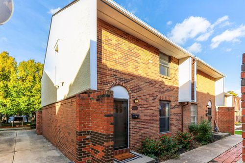 1835 Willoway Cir N, Columbus, OH, 43220-7509 | Card Image