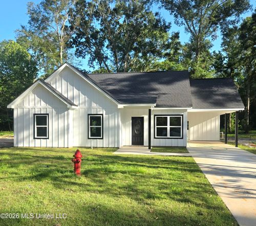 1027 Neal Rd, Picayune, MS, 39466-3020 | Card Image