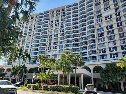 apt-301-3800 S Ocean Dr, Hollywood, FL, 33019-2916 | Card Image