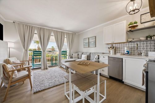 190-6102 Seawall Blvd, Galveston, TX, 77551-2031 | Card Image