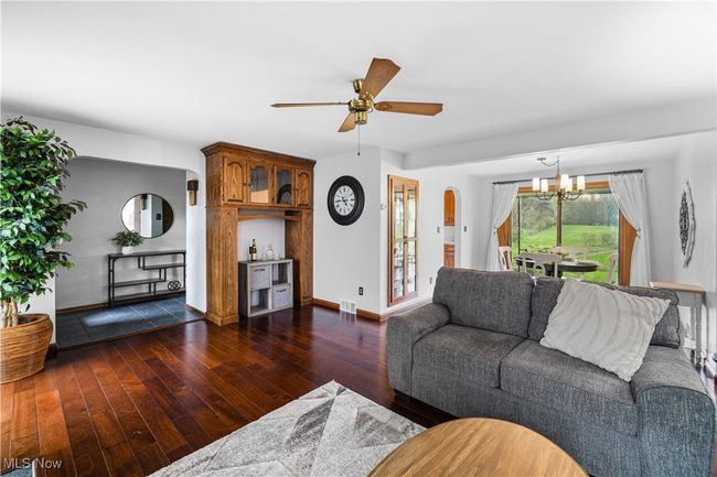 1099 E Garfield Rd, House other with 3 bedrooms, 2 bathrooms and null parking in Aurora OH | Image 5