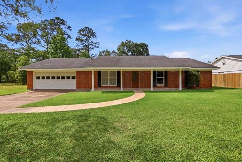114 Woodlawn Dr, Sour Lake, TX, 77659-9216 | Card Image