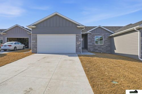 8631 S 49th Street, Lincoln, NE, 68516 | Card Image