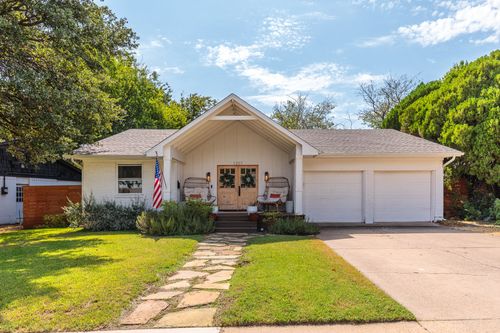 1307 Magnolia Dr, Richardson, TX, 75080-4723 | Card Image