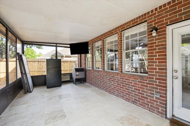 1811 Oakbrook Cir, House other with 4 bedrooms, 3 bathrooms and 2 parking in Pearland TX | Image 21