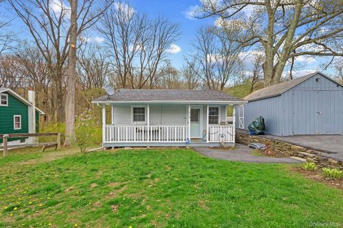 410 Nelson Rd, Monroe, NY, 10950-4251 | Card Image