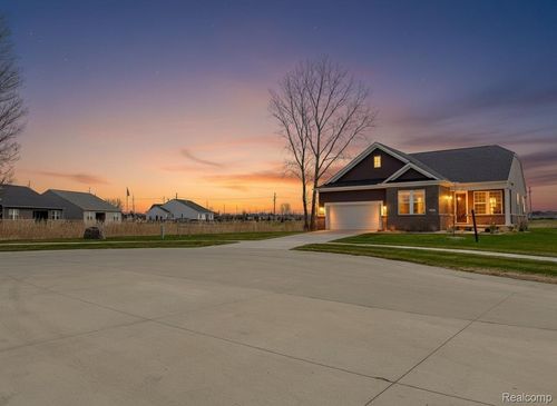 50682 Beckett Ct, Macomb, MI, 48044-4415 | Card Image