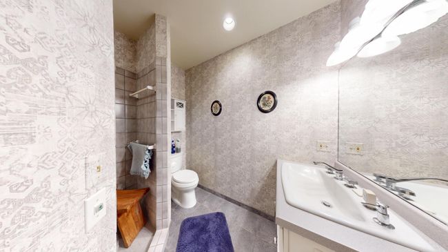 LL Bathroom | Image 32