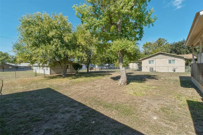 702 S Groos St, House other with 3 bedrooms, 2 bathrooms and 4 parking in Kyle TX | Image 26