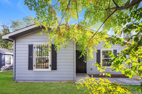 3318 Martin Luther King Dr, San Antonio, TX, 78220-2322 | Card Image