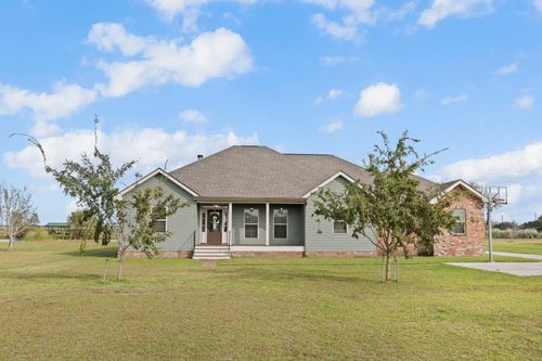 13283 Lotus St, Vacherie, LA, 70090-4513 | Card Image