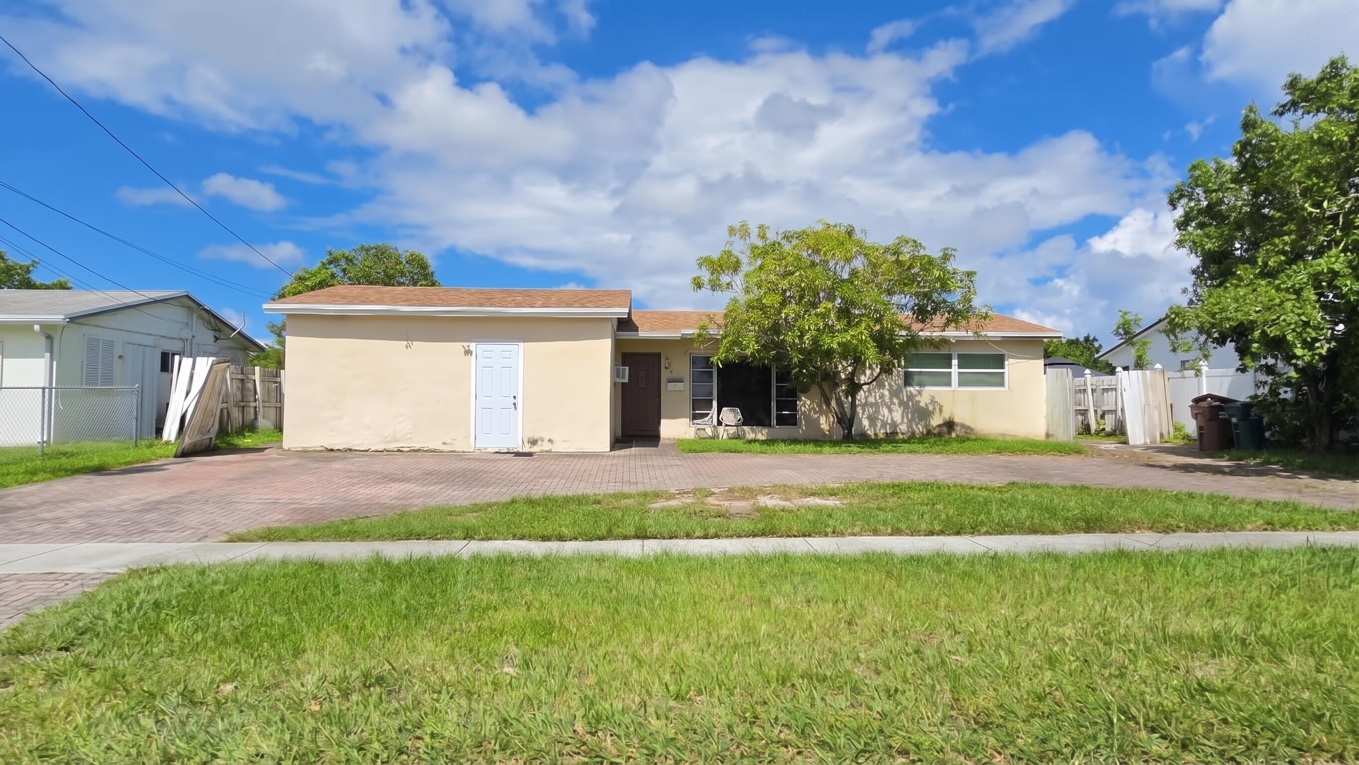 Residential Lease in Deerfield Beach