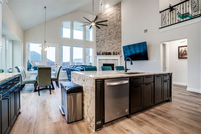 513 Yarrow St, House other with 5 bedrooms, 5 bathrooms and null parking in Little Elm TX | Image 8