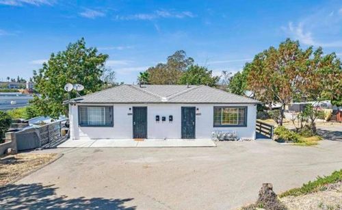 6816 Central Ave, Lemon Grove, CA, 91945-1305 | Card Image
