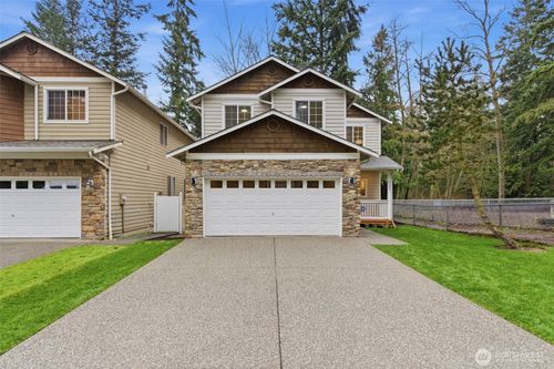 9202 18th Ave W, Everett, WA, 98204-1446 | Card Image