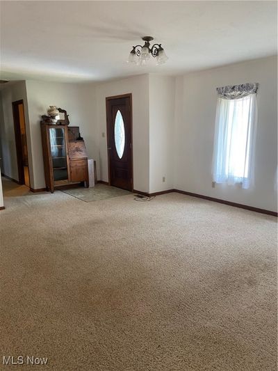 15005 Waterford Road, House other with 3 bedrooms, 2 bathrooms and null parking in Waterford OH | Image 2