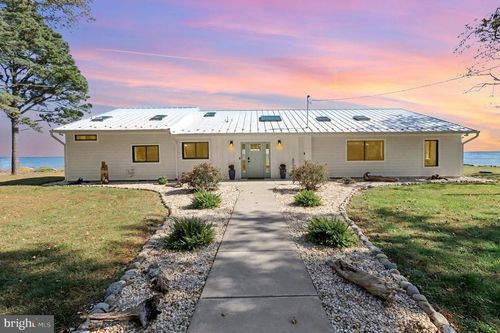 160 Shipwatch Ln, REEDVILLE, VA, 22539-3917 | Card Image