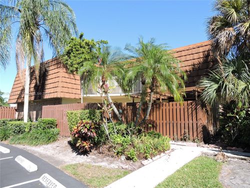 1316-1316 Sw 118th Ter, Davie, FL, 33325-3894 | Card Image