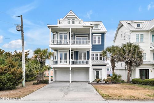 327 N Shore Dr, Surf City, NC, 28445-6643 | Card Image