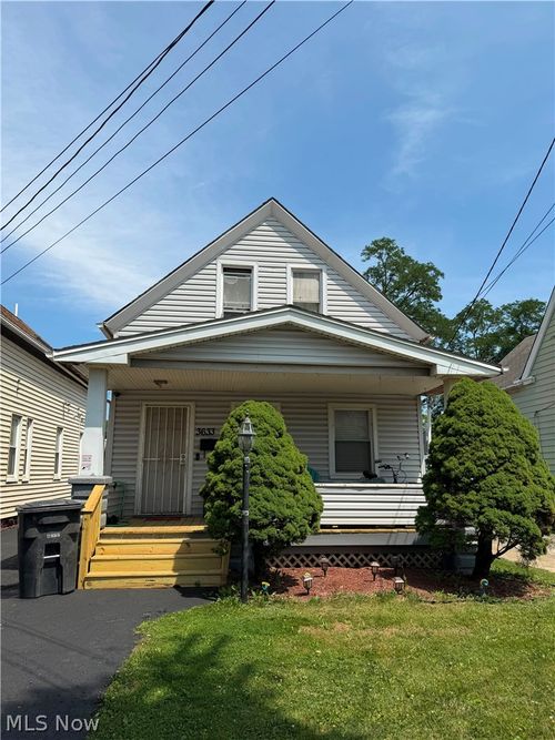 3633 E 47th St, Cleveland, OH, 44105-1164 | Card Image
