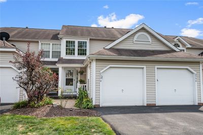 2796 Drake Court, Townhouse with 2 bedrooms, 2 bathrooms and 1 parking in Hampton PA | Image 1