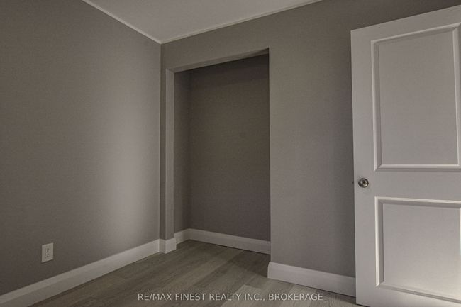 623 Macdonnell St, House other with 3 bedrooms, 1 bathrooms and 3 parking in Kingston ON | Image 16