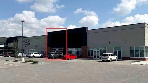 {{alt}} | Card Image