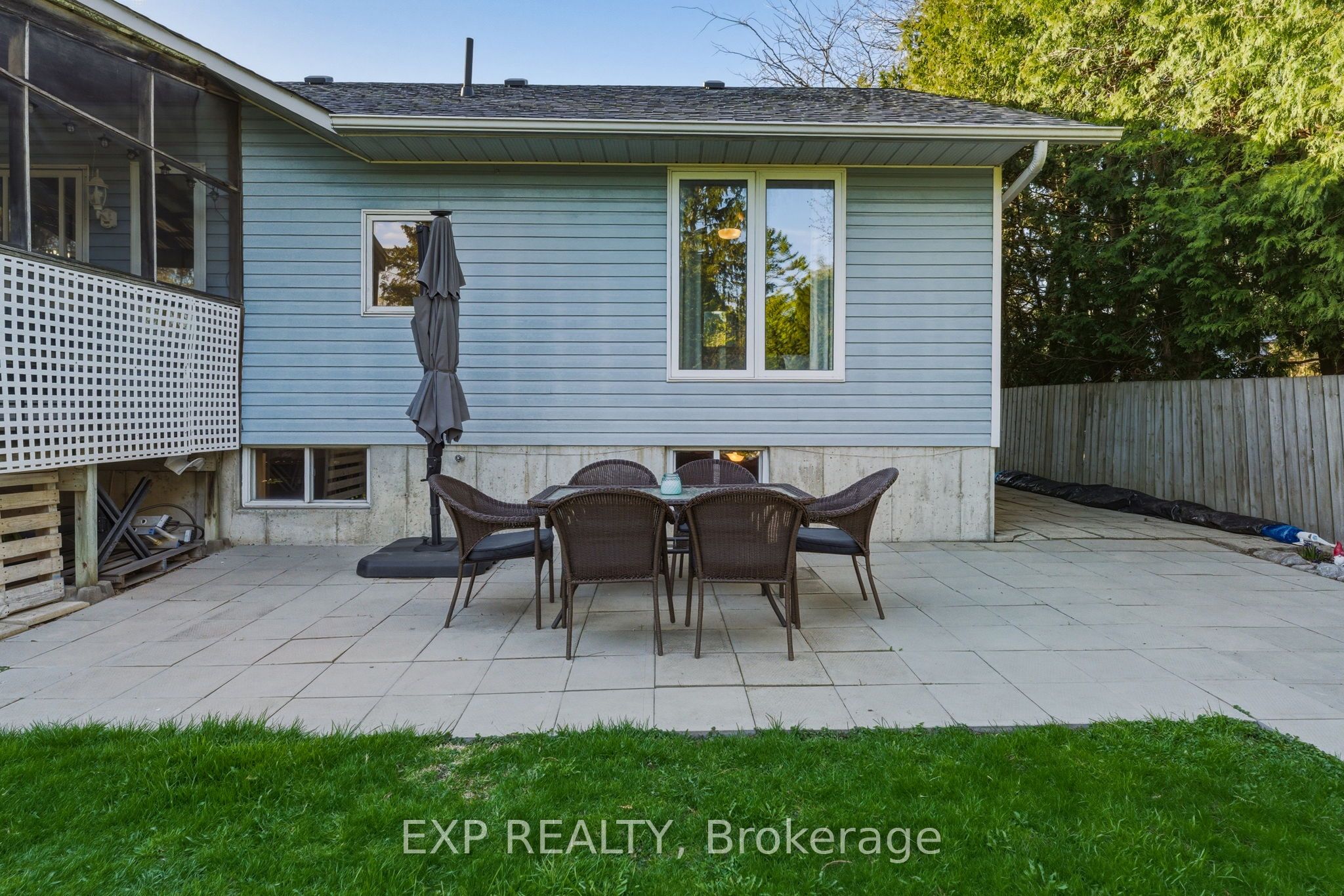 Residential in Georgina