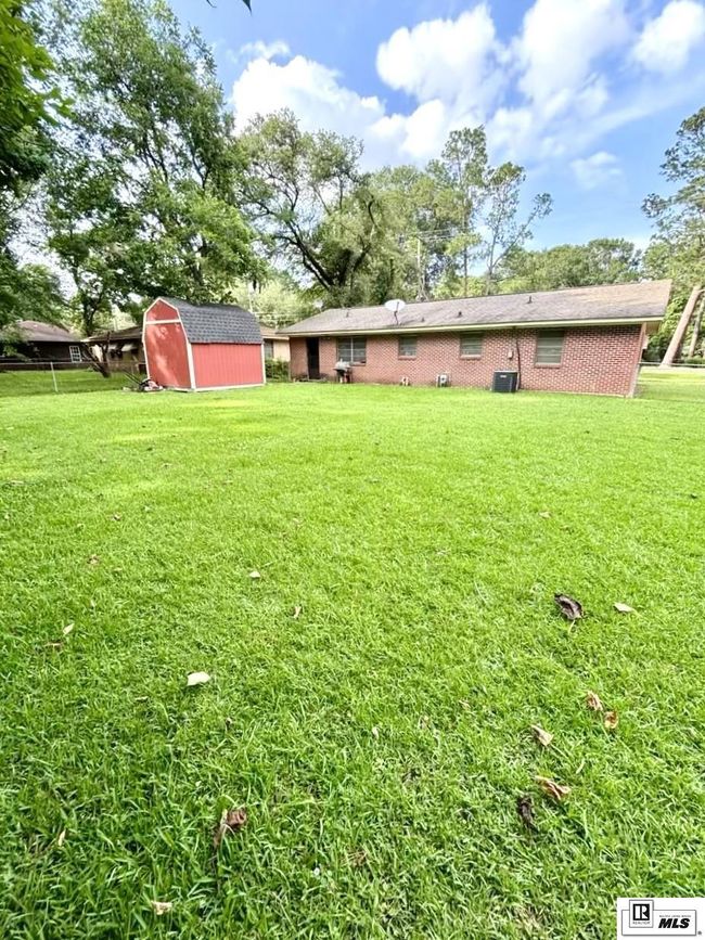 1608 S 8 Th St, House other with 3 bedrooms, 1 bathrooms and null parking in Monroe LA | Image 9