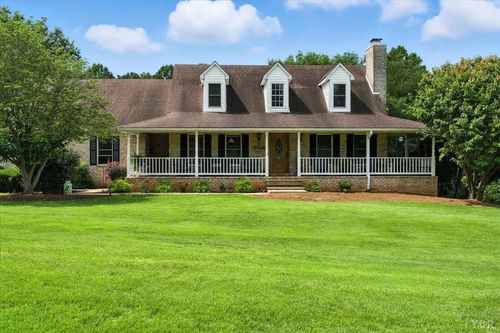 107 Mockingbird Cir, Bedford, VA, 24523-1205 | Card Image