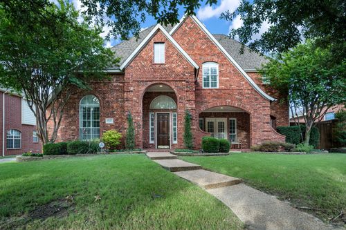 1027 Sir Lancelot Cir, Lewisville, TX, 75056-5760 | Card Image