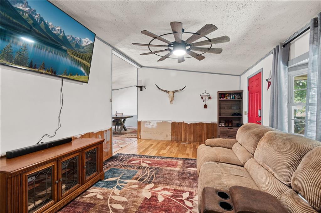 Residential in Humansville 4