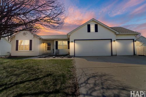 711 Wedgewood Trl, McHenry, IL, 60050-5999 | Card Image