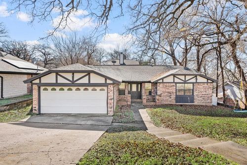 2308 Oakwood Lane, Arlington, TX, 76012 | Card Image