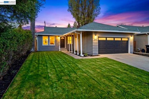 219 Omira Dr, San Jose, CA, 95123-3633 | Card Image