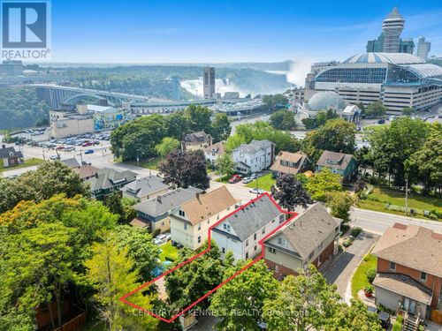 15-4475/4477 Hiram St, Niagara Falls, ON, L2E1A2 | Card Image