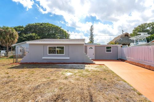 1206 S Ridge Rd, Lantana, FL, 33462-6142 | Card Image