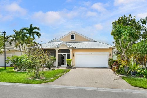 107 Nw Summerville Ct, Port St Lucie, FL, 34986-3571 | Card Image