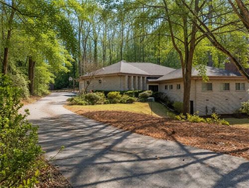 2153 Starfire Dr Ne, Atlanta, GA, 30345-3963 | Card Image