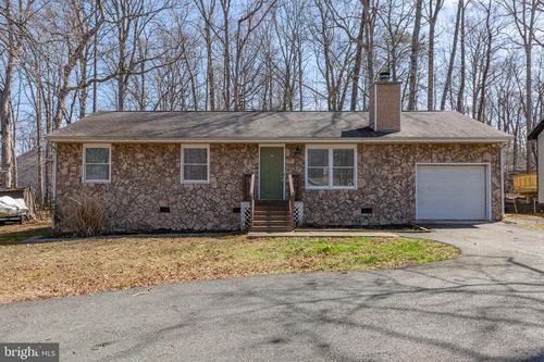 1105 Lakeview Pkwy, LOCUST GROVE, VA, 22508-5263 | Card Image