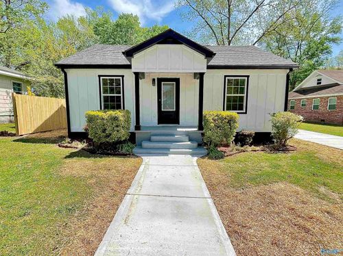 240 S Church St, Boaz, AL, 35957-2046 | Card Image