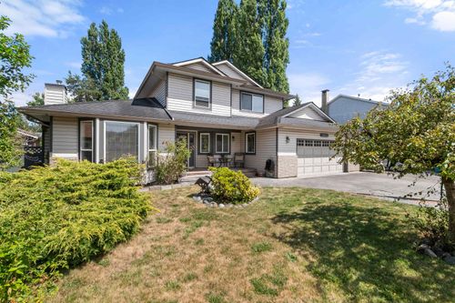4970 216 St, Langley, BC, V3A8B4 | Card Image